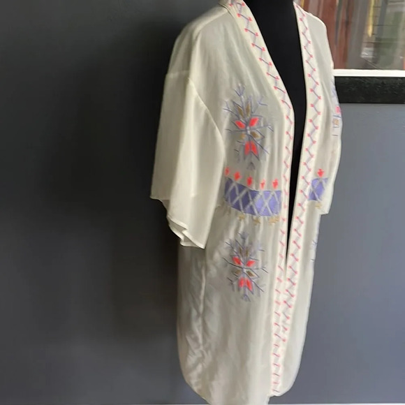 Love & Love ivory embroidered boho style open chiffon duster/kimono/coverup. Sm - Picture 3 of 8